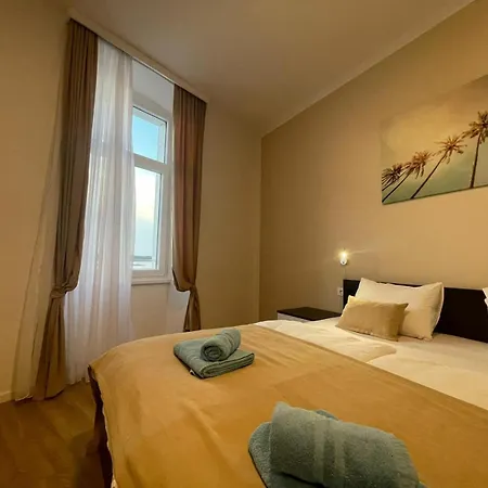 Apartment Admiral's Pula
