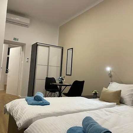 Апартаменты Admiral's Пула