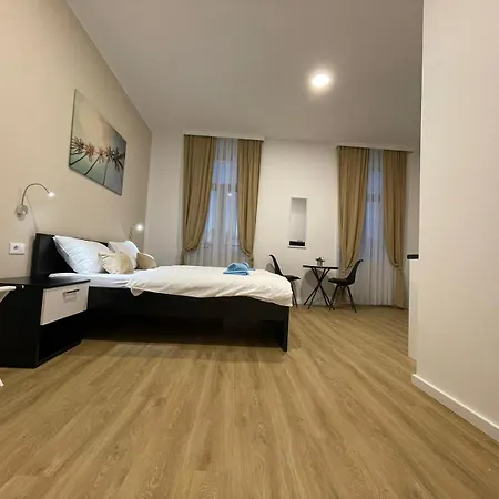 Admiral's Apartment *